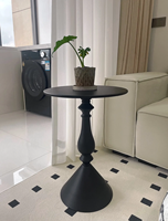 Moderne Luxus kleine Eisen Stahl schwarz Couch tisch Großhandel kreative Wohnzimmer möbel Beistell tisch für mobile Balkon Sofa