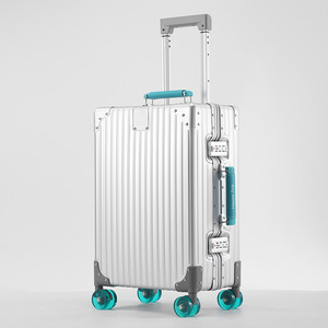 <span class=keywords><strong>Valigia</strong></span> Trolley di Lusso in Alluminio con Ruote Girevoli e Serratura TSA, Guscio Rigido, 28 Pollici, Grande Formato - Product Image 2