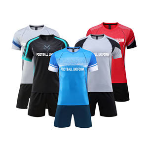 Camiseta de Fútbol Retro Clásica para Ropa Urbana con Diseño de Cuello Redondo, Camiseta Deportiva de Fútbol de Poliéster de Secado Rápido - Product Image 1