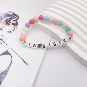Mignon coloré coeur lettre perlé <span class=keywords><strong>Bracelet</strong></span> fait à la main <span class=keywords><strong>grande</strong></span> <span class=keywords><strong>soeur</strong></span> lettre déclaration coloré perle <span class=keywords><strong>Bracelet</strong></span> pour les femmes - Product Image 3