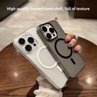 Housse de téléphone antichoc de luxe ultra-mince magnétique translucide givré anti-empreintes digitales pour iPhone 16 15 14 13 Pro Max Plus