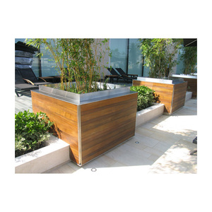 Jardinières modernes de grande taille pour arbres de rue Arlau, pour l'extérieur - Product Image 1