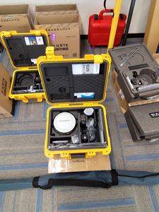 Unistrong G20/e-anket ERTK30 GPS RTK ile 3D modelleme ve 1408 kanallı arazi ölçümü için Video ölçümü - Product Image 5