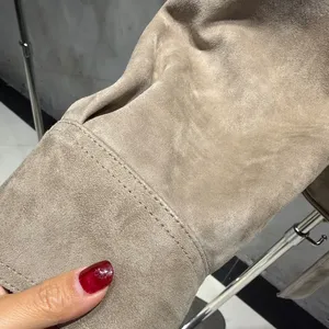 Veste en daim élégante, veste en cuir de mouton véritable, gris clair, vestes en daim pour femmes - Product Image 5