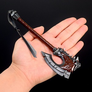 World of Warcraft <span class=keywords><strong>WOW</strong></span> Toys Hacha Miniatura de Aleación de Zinc Gorehowl 18.5cm 142g Adornos Metálicos - Product Image 2