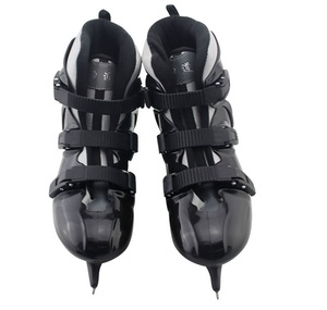 La única fuente de patines profesionales de hockey sobre hielo para alquiler y entrenamiento de pistas - Product Image 5