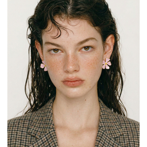 أقراط مطلية بالذهب من الفولاذ المقاوم للصدأ بتصميم كرتوني أنيق من JINYOU 2348 للنساء - Product Image 3