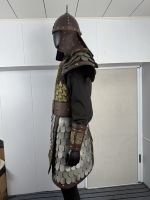 Armure chinoise portable en PVC, aspect métallique, détachable, pour spectacle scénique et exposition en salon