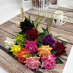 Flores Artificiales Qiye, Rosa de Terciopelo Pequeña para Esquina, Rosa de Seda, Decoración para Bodas y Hogar, Estilo Romántico Moderno - Product Image 2