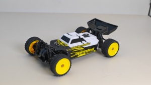 Coche RC <span class=keywords><strong>JBL</strong></span> <span class=keywords><strong>1</strong></span>/24 4x4 de Alta Velocidad con Motor con Escobillas/Sin Escobillas 2.4G, Vehículo RC Todoterreno a Escala Completa Equipado con Chasis de Aleación de Aluminio 6061 - Product Image 3