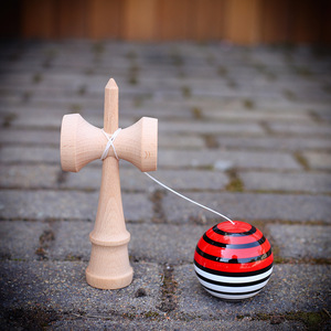 OEM & ODM Tùy Chỉnh Bán Sỉ New Hot Bán Kendama Kendama Bóng Nhật Bản Đồ Chơi USA Trẻ Em Jumbo Bằng Gỗ Kendama Đồ Chơi - Product Image 4