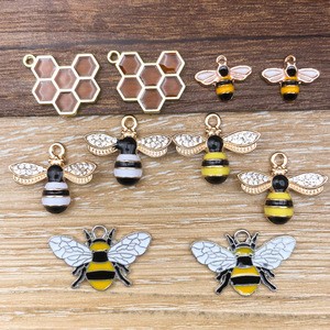 Pendentif nid d'abeille en alliage de zinc, accessoire de bijouterie DIY pour projets créatifs, automne 2023, origine Yiwu SN266 - Product Image 1