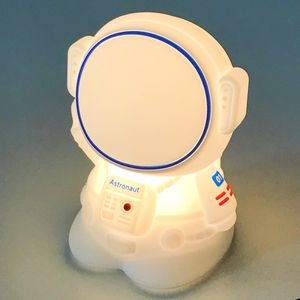 <span class=keywords><strong>Astronauta</strong></span> recargable lámpara táctil niños portátil Mini colorido niños Usb guardería silicona regulable LED habitación de bebé luz de noche - Product Image 4