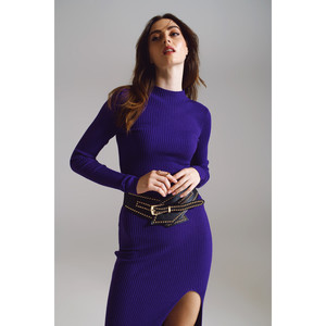 Robe maxi en tricot à col haut en violet - Product Image 4