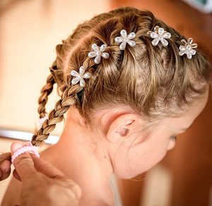 Petites pinces à cheveux miniatures en perles avec motif floral, pinces à franges artificielles mignonnes, pinces à cheveux antidérapantes pour femmes et filles - Product Image 6