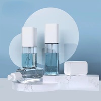 Flacon pulvérisateur à brume fine en plastique PET de luxe personnalisé de 40ml 50ml 80ml emballage rechargeable de toner cosmétique pour soins de la peau lors de voyages