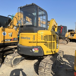 Excavatrice sur chenilles Komatsu PC40 de 4 tonnes pour usage agricole et domestique avec moteur, pompe et boîte de vitesses - Product Image 3