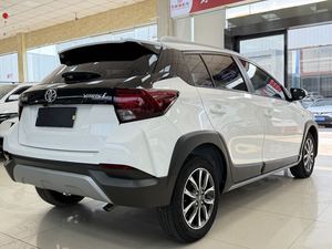 โตโยต้า <span class=keywords><strong>ยา</strong></span><span class=keywords><strong>ริ</strong></span><span class=keywords><strong>ส</strong></span> แอล เอ็กซ์ 1.5 ลิตร ลักชัวรี่ พลัส แฮทช์แบ็ค ปี 2022 <span class=keywords><strong>ส</strong></span>ีขาว <span class=keywords><strong>ภายใน</strong></span>สีดำ วิ่ง 18,000 กม. - Product Image 6