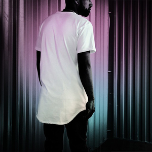 T-Shirt da Uomo di Alta Qualità 100% Cotone, Personalizzabile con il Tuo Marchio, Stile Hip Hop con Orlo Curvo e Linea Extra Lunga - Product Image 5