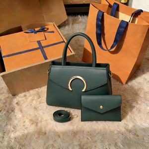 Sac à main mini pour femme de créateur, sac à main en cuir durable doublé, sac à main luxueux pour femme - Product Image 1