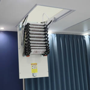 Escalera Telescópica Manual Plegable de Aleación para Ático, Modelo Henzs E-TM-01, Moderna, Portátil, Soporta 300 kg, 10 Peldaños - Product Image 6