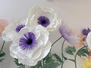 Bluesky lancia decorazioni floreali di carta di alta qualità, fatte a mano, di grandi dimensioni, per interni ed esterni, ideali per matrimoni. - Product Image 6