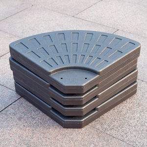 4 pièces de base de <span class=keywords><strong>parasol</strong></span> en plastique en forme d'éventail, en HDPE, de 13 L, <span class=keywords><strong>pour</strong></span> <span class=keywords><strong>parasol</strong></span> <span class=keywords><strong>déporté</strong></span>, remplissable d'eau ou de sable - Product Image 3
