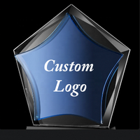 Trophée en cristal gravé de haute qualité avec logo de marque personnalisé en forme d'étoile créative avec socle