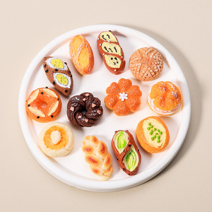 จี้รูปขนมปังโซดาสำหรับเด็กทำจากยางเรซินแบบมีกาวแบบ DIY สำหรับเล่นอาหารและของเล่นสำหรับเด็ก - Product Image 1