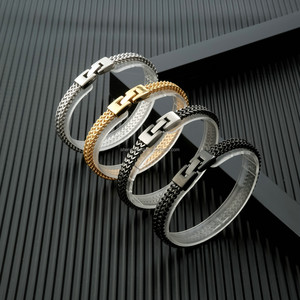 POYA <span class=keywords><strong>Bracciale</strong></span> in Acciaio Inossidabile Titanio Nero <span class=keywords><strong>Argento</strong></span> Oro 6,5mm per Uomo e Donna con <span class=keywords><strong>Incisione</strong></span> Personalizzata Regalo - Product Image 6