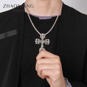 Colliers croix pour hommes en acier inoxydable, pendentifs chrétiens Jésus vintage en titane, nouvelle tendance - Product Image 3