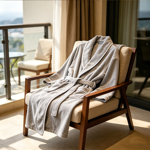 Peignoir en coton gris écologique toutes saisons, doux, chaud et absorbant, unisexe, pour hôtel, complexe hôtelier, maison, salle de bain - Product Image 3
