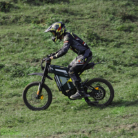 Moto tout-terrain électrique haute performance 7000W pour R6000, 88 km/h, longue autonomie, double suspension, moto de route pour adultes, double piston