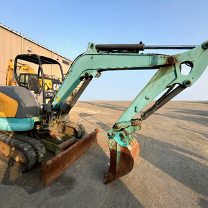 Excavadora compacta de cadenas usada, 95% nueva, 2000 horas, 4 toneladas, motor Kubota, mini excavadora hidráulica. - Product Image 1
