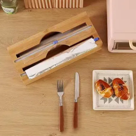 प्लास्टिक लपेटें मशीन कटर के साथ घर रसोई के लिए उपयुक्त संगत रोल बांस चिपटना फिल्म के साथ भंडारण बॉक्स