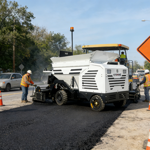 آلة رصف الأسفلت الصغيرة بحالة جيدة، ماكينة إنشاء الطرق عالية المتانة بعرض رصف أقصى 1.4 متر - Product Image 6