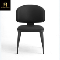 Chaise de salle à manger en métal noir de style italien, luxe léger, cadre moderne minimaliste, chaise de salle à manger haut de gamme pour café