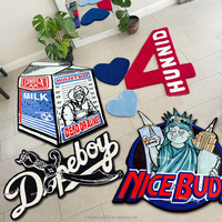 Maßgefertigter, Handgetufteter Teppich mit Sublimations-LOGO in der Mitte für Wohnzimmer, Palmendekor, Designer-Anime-Teppiche und -Läufer