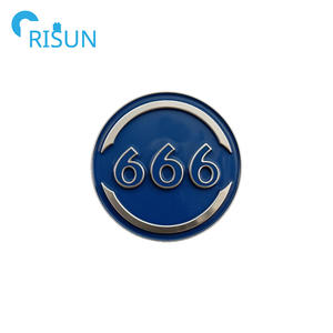 Vente en gros, broche en émail, numéro porte-bonheur 666, Logo personnalisé, émail doux et dur 666, fabricant d'épingles - Product Image 2