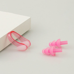 Kit <span class=keywords><strong>de</strong></span> Tapones <span class=keywords><strong>de</strong></span> Silicona Multicolor para Natación y Pinza Nasal, Ajuste Ergonómico, Evita la Entrada <span class=keywords><strong>de</strong></span> <span class=keywords><strong>Agua</strong></span> en Oídos y <span class=keywords><strong>Fosas</strong></span> <span class=keywords><strong>Nasales</strong></span> - Product Image 6
