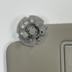 Pare-soleil de voiture Chevrolet gris côté droit 95034256 Accessoire de toit rétractable - Product Image 2