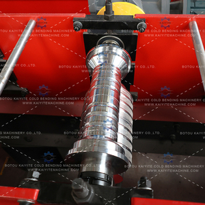 Macchina per la Formatura <span class=keywords><strong>di</strong></span> Profili per Tetti in Metallo con Controllo PLC - Attrezzatura Personalizzata per la Produzione <span class=keywords><strong>di</strong></span> Tegole per Materiali Edili - Product Image 4