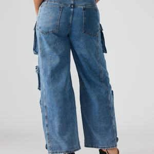 Pantalones Cargo Vaqueros Anchos de Algodón OEM Personalizados de Tiro Bajo para Mujer, Estilo Retro Streetwear Lavado, con Acabado Desgastado y Corte Acampanado - Product Image 3