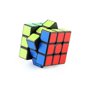<span class=keywords><strong>Cubo</strong></span> <span class=keywords><strong>de</strong></span> <span class=keywords><strong>Rubik</strong></span> Xinhen para Principiantes, con Esquinas Redondeadas, Fondo Negro, 3x3, Giratorio, Escala Regular, en Bolsa - Product Image 2