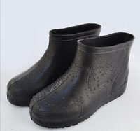 Bottes de pluie basses blanches pour hommes avec doublure en maille imperméable antidérapante et semelle intérieure en EVA pour le travail estival en cuisine, en usine alimentaire et dans les restaurants