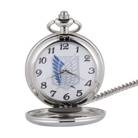 Montre de poche creuse style Anime rétro pour hommes et femmes, chaîne en argent, pendentif créative, horloge à Quartz, attaque sur Titan, cadeaux