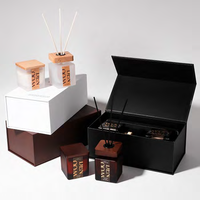 Set Hadiah Reed Diffuser Mewah Label Pribadi Kustom Botol Kaca Persegi Lilin Aroma Kedelai Set Hadiah Dengan Kotak Kemasan
