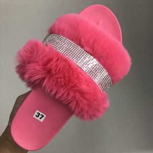 Pantuflas de Mujer de Alta Calidad, Pantuflas de Diseño de Lujo para Exteriores, Pantuflas de Mujer con Pedrería, Pantuflas de Diseño con Peluche - Product Image 1