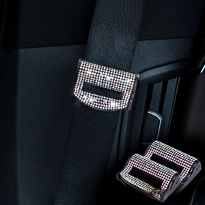 Ajusteur <span class=keywords><strong>de</strong></span> <span class=keywords><strong>ceinture</strong></span> <span class=keywords><strong>de</strong></span> sécurité <span class=keywords><strong>de</strong></span> voiture avec strass, clip <span class=keywords><strong>de</strong></span> <span class=keywords><strong>ceinture</strong></span> <span class=keywords><strong>de</strong></span> sécurité en cristal scintillant, accessoire décoratif multicolore <span class=keywords><strong>pour</strong></span> l'intérieur <span class=keywords><strong>de</strong></span> la voiture - Product Image 5