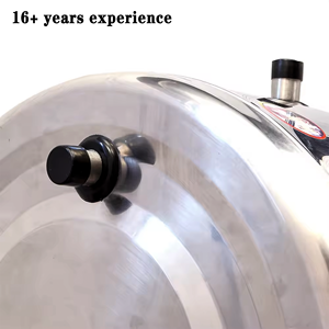 <span class=keywords><strong>Chauffe</strong></span>-<span class=keywords><strong>eau</strong></span> solaire à tube sous vide à prix réduit Connexion à prise directe pour un usage domestique extérieur dans un garage d'hôtel - Product Image 2